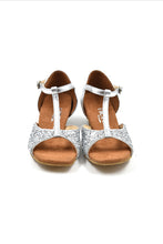 Load image into Gallery viewer, T Baby sandal
