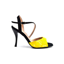 Load image into Gallery viewer, Macramé Yellow Sandal
